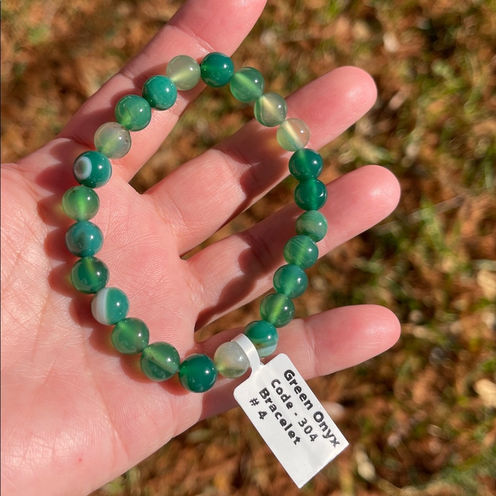 NWT Natural Green Onyx Beaded Elastic Bracelet